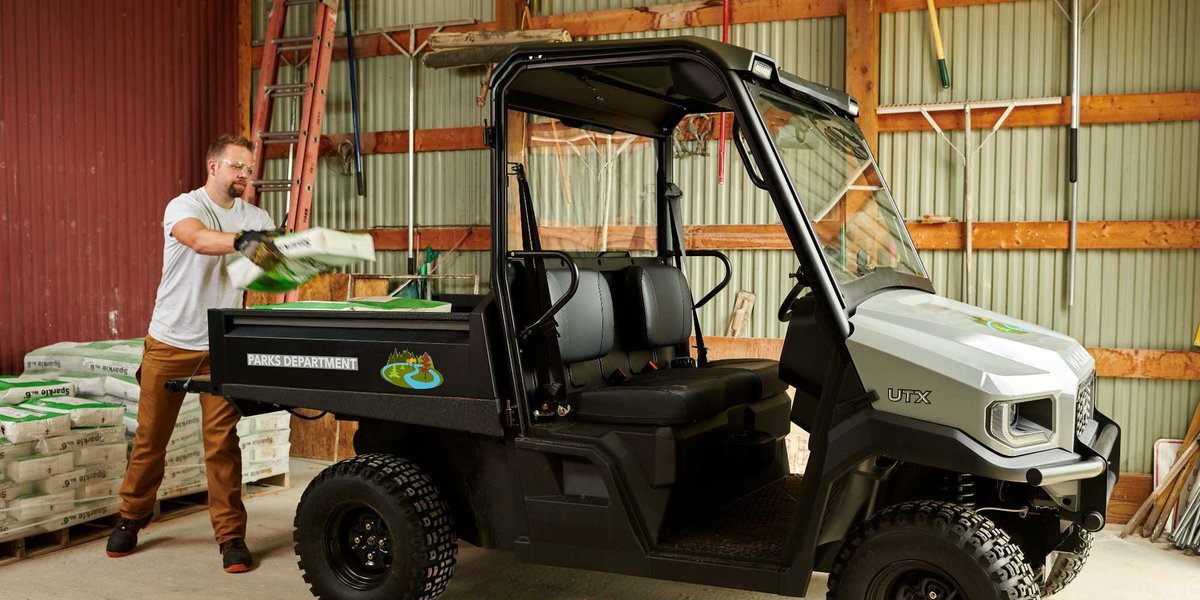 ToroGrounds's tweet photo. Get your grounds ready for spring. 

Haul, tow, plow and more. No matter how tough the task, the Workman UTX is built rock-solid to conquer any job with ease. 

Learn more: https://t.co/tjFbfmS87B https://t.co/IRmqfBnVfP