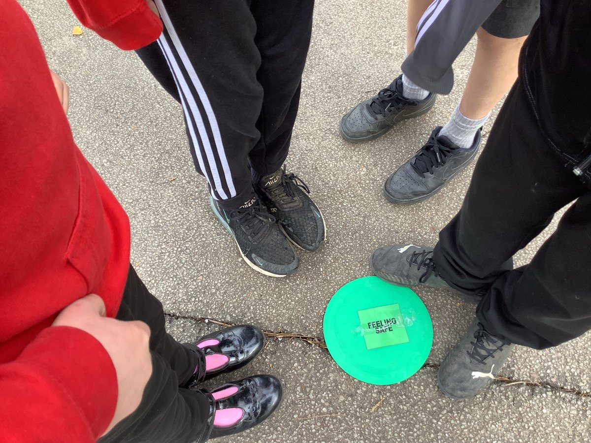 Miss Wakefield tweet media