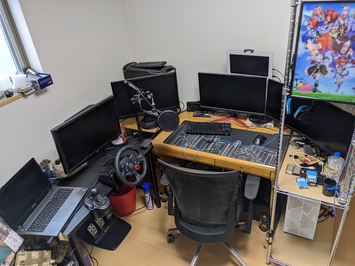 colt_uncle's tweet photo. 自己紹介
名前:おじさん
年齢:20代後半
特徴:縦にも横にも身体がデカい(190cm100kg)
エリア:東京、川崎、横浜
趣味:車のメンテ、ドライブ、ゲーム、サバゲー、カメラ
平日深夜に首都高辺りをまったりドライブしてます https://t.co/WsZBRU1f97