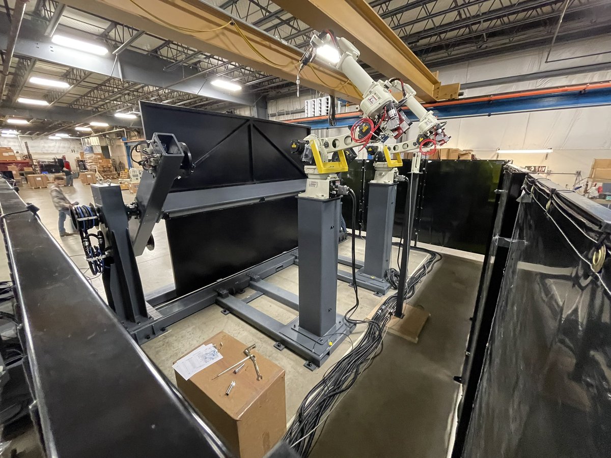 MonninAutomate's tweet image. Our TRI-ARC production robotic welding cell
All the benefit of head+tail stock positioning with the compact footprint and single-point tending to catalyze your productivity.