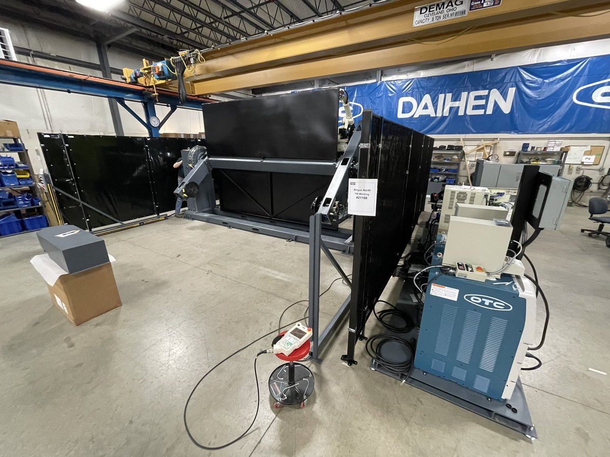 MonninAutomate's tweet image. Our TRI-ARC production robotic welding cell
All the benefit of head+tail stock positioning with the compact footprint and single-point tending to catalyze your productivity.