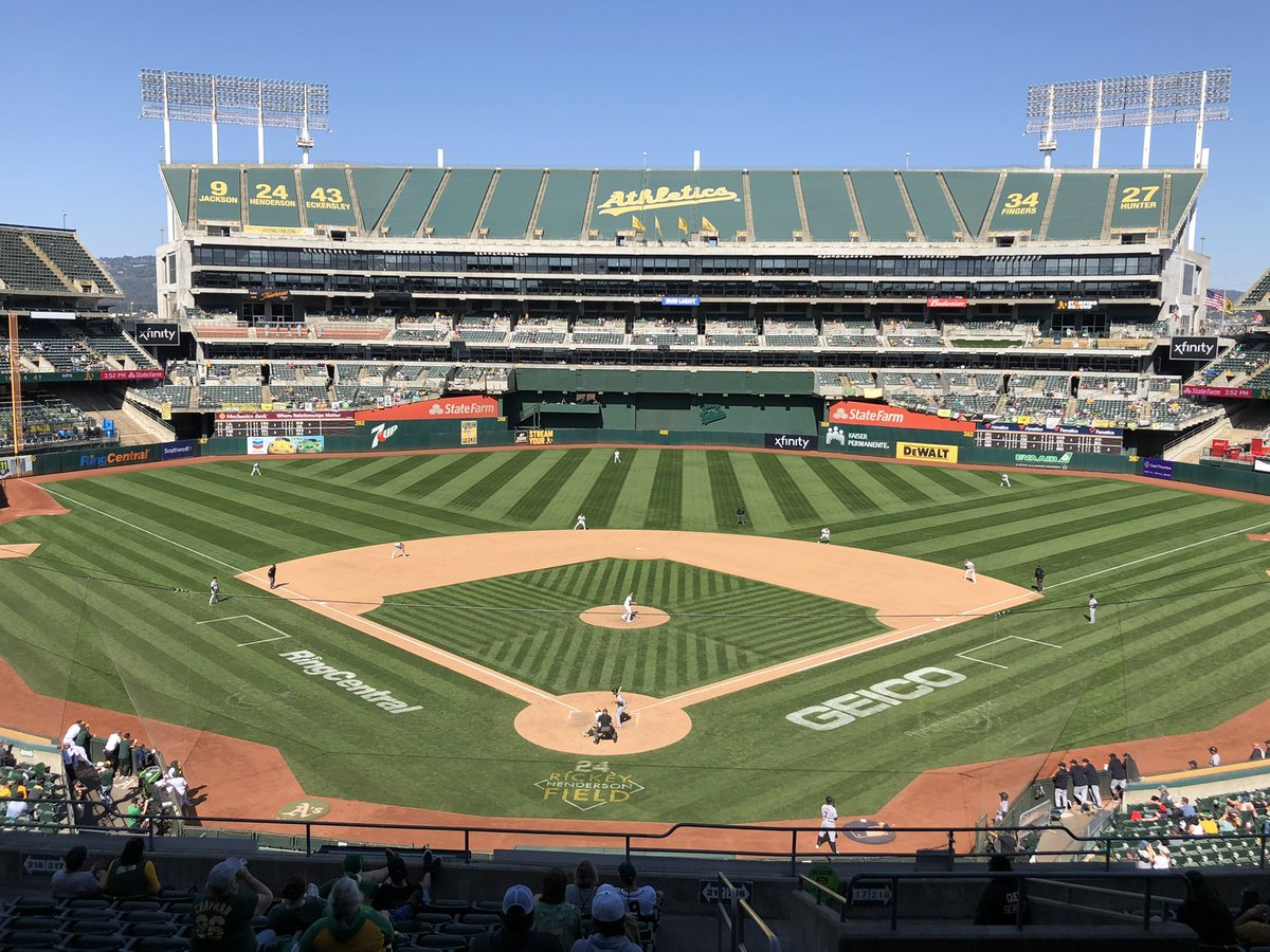 SacTownBarnbaum's tweet photo. Baseball is back. Teams will play a 162-game schedule in 2022 starting April 7th & 8th. If youβre an @Athletics fan, there is no better way to get to @Oakland than on @Amtrak. The @RingCentralColi Station is served exclusively by @CapitolCorridor. Save on gas.β½οΈ #TrainToTheGameπ https://t.co/ANZvFtYAul