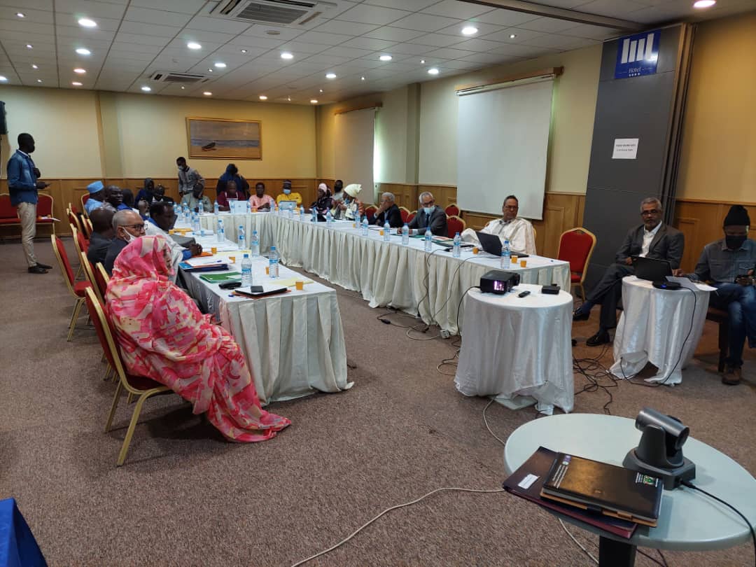 CellRadG5Sahel's tweet photo. Atelier méthodologique du projet « Compromettre la #dignité ? Prévention de l'extrémisme violent » des universités de Coventry, de Nouakchott Al Aasriya et de Thomas Sankara et du Secrétariat Exécutif du G5 Sahel, organisé à Nouakchott les 8, 9 et 10 mars 2022
@G5_Sahel_SE #Sahel https://t.co/5wdyAB7mfc
