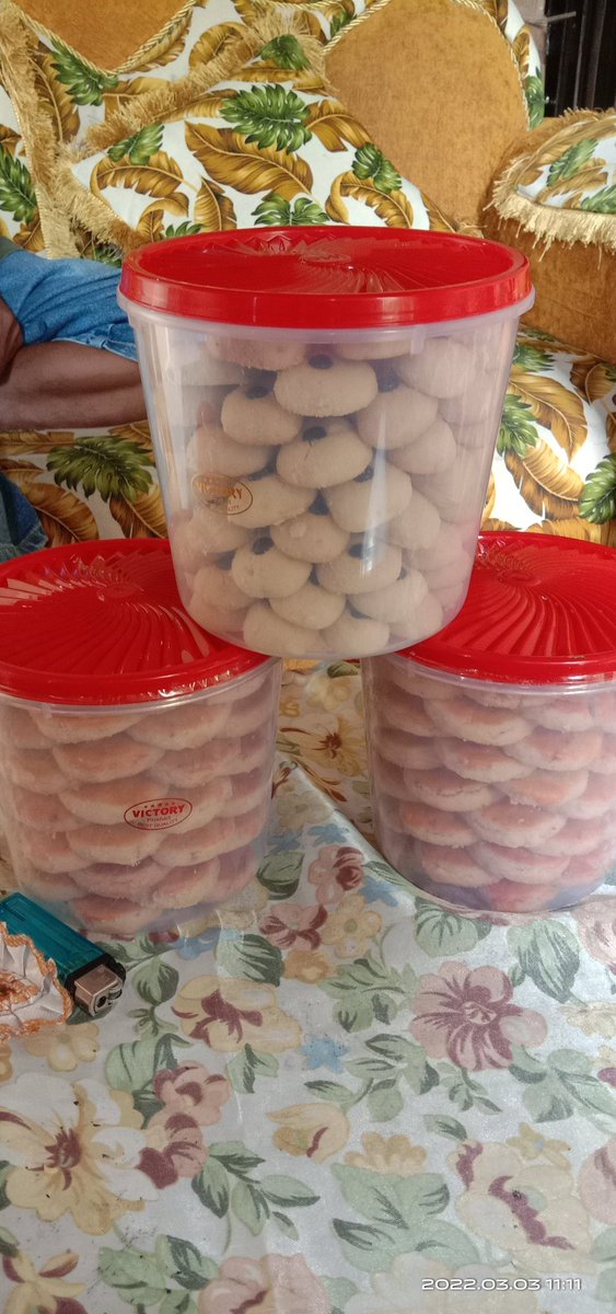M_MUKLAS81's tweet photo. @AngelinaSondakh Kue kacang 25rb isi  -+1kg https://t.co/iRZ1T20p6Q