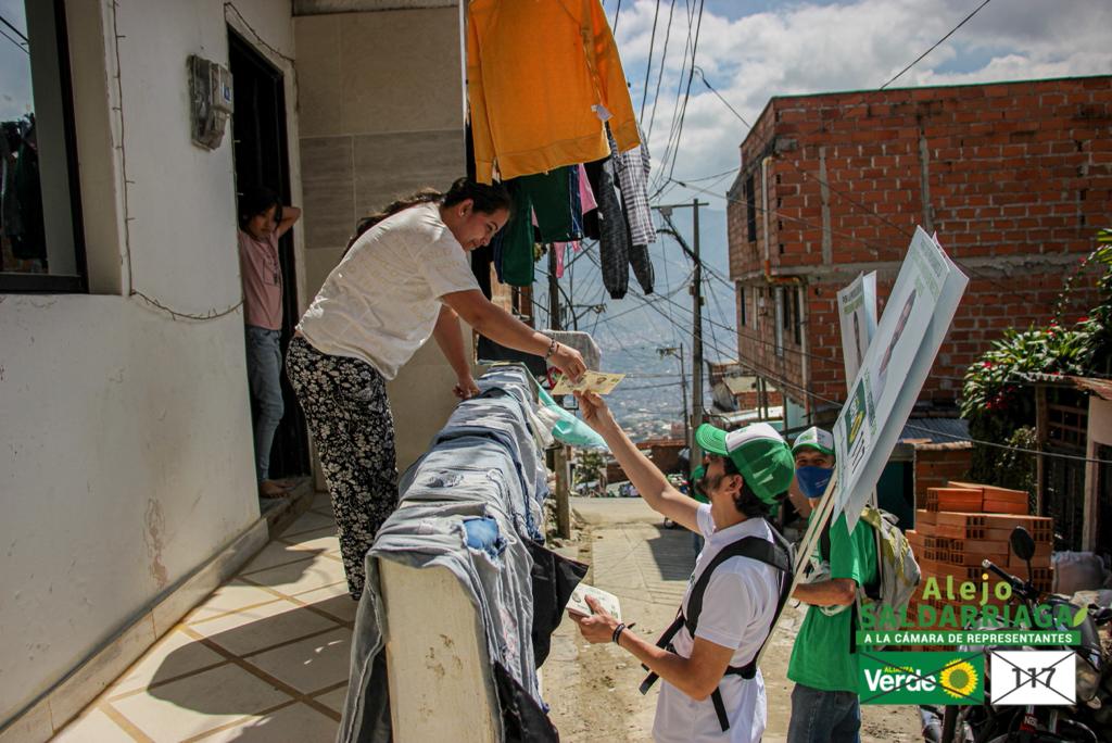 PepeCdba's tweet photo. #LaPrimaveraYaViene llegando a cada rincón de la ciudad, de Antioquia, de Colombia. Trabajaremos por la justicia social, por la justicia econ��mica y la justicia climática. https://t.co/W1ae8CmO7s