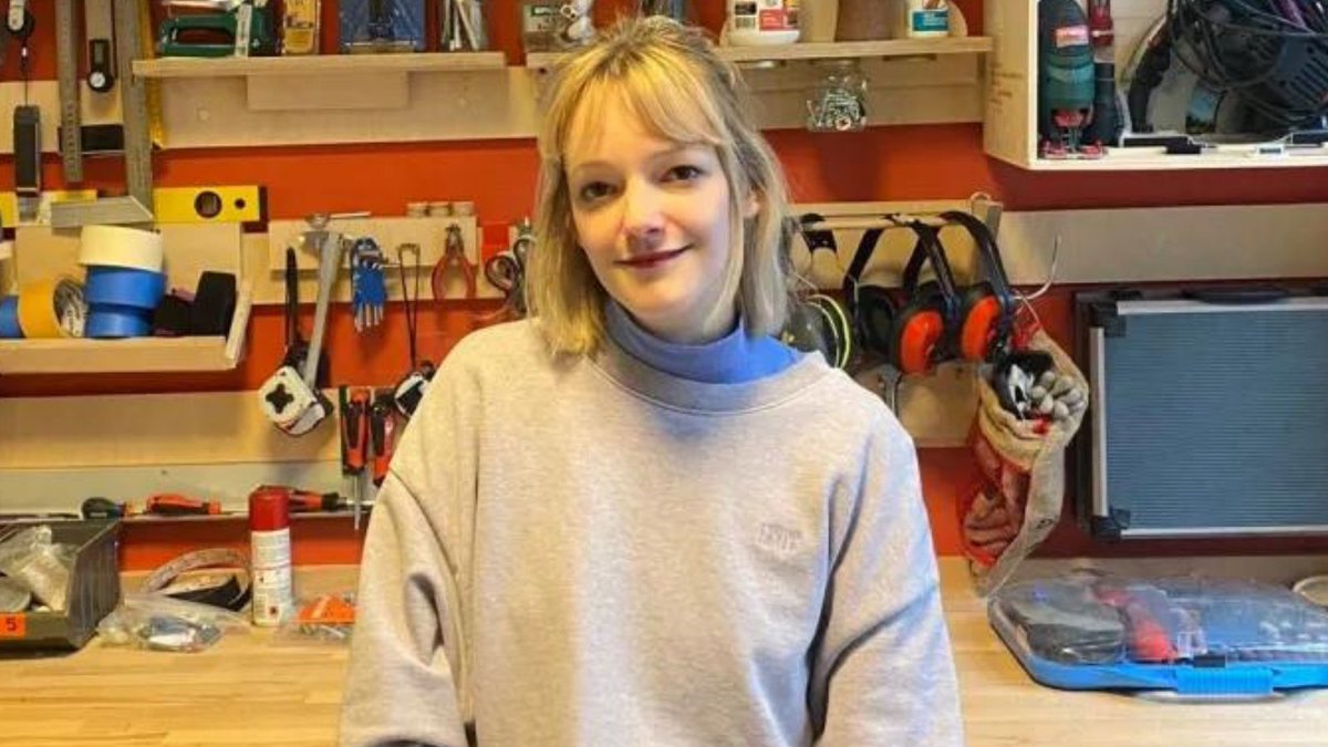 LAB86Paris's tweet photo. @50_50mag a réalisé une interview de notre fabmanageuse d'Ici et lab, Tiffanie Pichon.
Elle y parle des femmes dans le milieu de la #tech, des #fablabs et de l'expo "Entrez dans l'âge du faire" au #festivalnumok  en avril dans les @BibParis 
L'article : https://t.co/QPSUnidg1I https://t.co/Q7AEbaAZgz