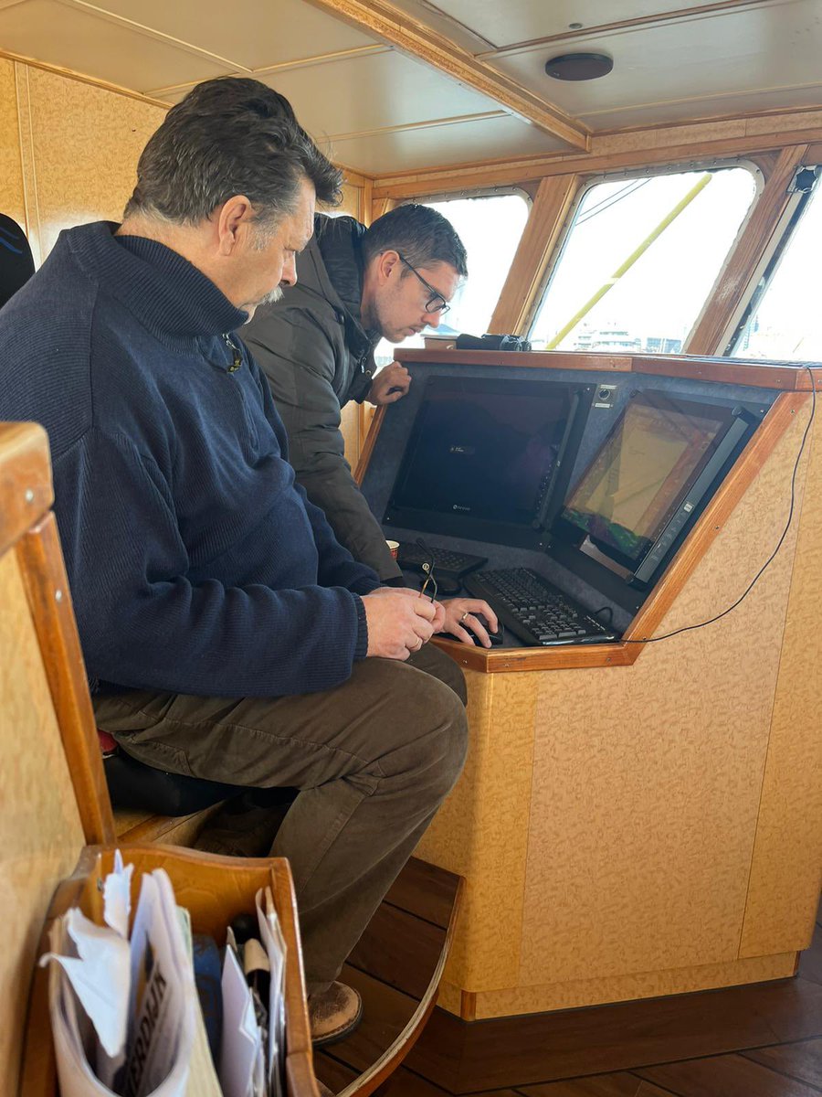 Vissersbond's tweet photo. Vandaag zijn collega’s @btscholten en Ruben van Beek in Breskens, Vlissingen en Stellendam voor de #plotterbestanden en ander divers werk aan boord bij de leden #vissers https://t.co/5ugLKANW6Q