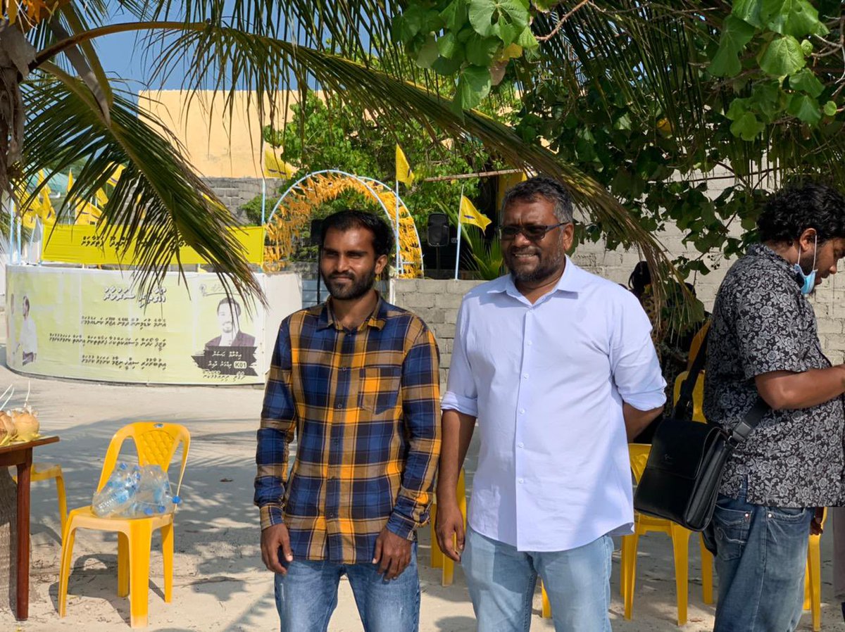 mrsays_'s tweet photo. Meemu #Maduvvari Membarunge furihama thaeedhaai loabi othee @faya_i adhi @Roxeyna ah💛✌️
#MDPhingaalan https://t.co/oDKZBmaQUF