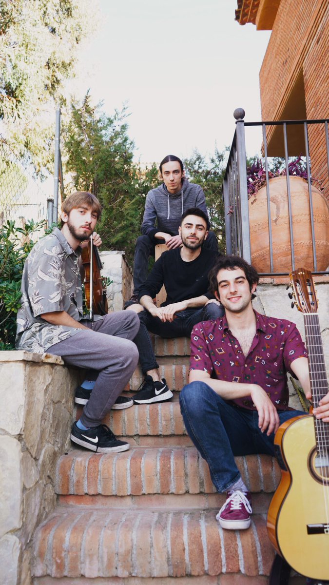 🎶 El grup musical de fusió <a href="/lobstertribe/">Lobster Tribe</a> presentarà la versió acústica del seu nou treball 'Embale' publicat a mitjans de l'any passat.

📆 11/03, a les 20 h
📍 Espai Jove Kesse
🎫 Entrada gratuïta amb inscripció prèvia
ℹ️ agenda.tarragona.cat/agenda/concert…