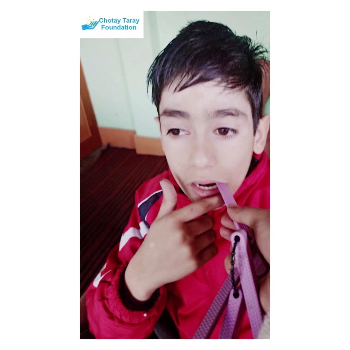 ChotayF's tweet photo. Education is teaching our children to desire the right things ,promote symmetrical jaw strength, stability, and grading .
#speechtherapy
#practisingbiting 
#chewingskills.
#childrenwithdisability
This activity is funded by @CHINAR_Int ,USA https://t.co/vwxTGzOYhP
