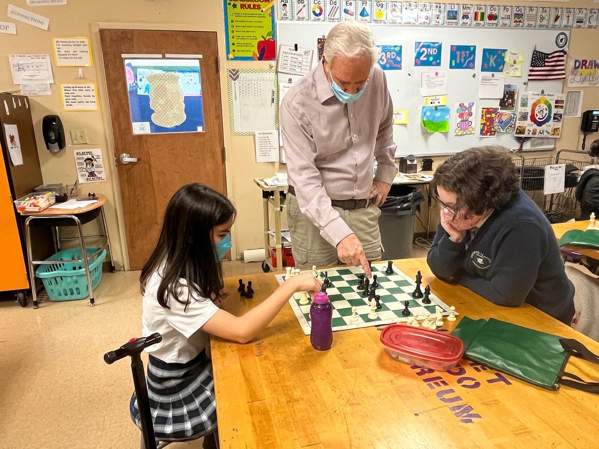 FCCS_School's tweet photo. The Chess Club at FCCS @FCPSMaryland has been busy! This week they had learned three basic rules to follow at any game in the opening phase! This is one among the many lessons they learn each week, followed by online tournaments! The team is having a blast!
#fcpsmd #fcpsmdready https://t.co/J6LKjlsGc7