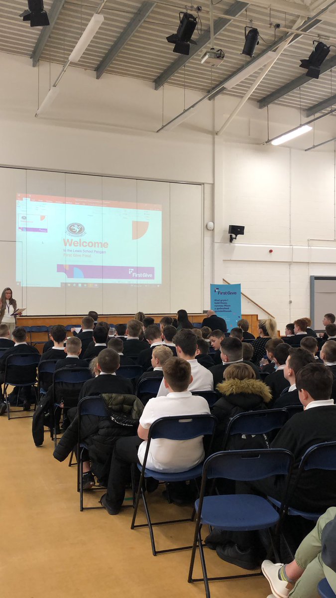 EmmaAnneJohn's tweet photo. The First Give Final is about to begin! @GSouthwales @FirstGiveUK Good luck Year 7 🍀 @LSP_Headteacher @missjames_lsp https://t.co/2HIhpbQxkv