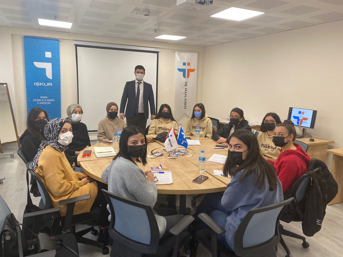 Merkezimiz bünyesinde kurulan İŞKUR İş Kulübü’nün gerçekleştirdiği eğitimlere öğrencilerimiz ve mezunlarımız büyük ilgi göstermiş olup, açıldığından beri devam eden eğitim oturumlarının 6.sı ise 11.03.2022 tarihinde tamamlanmıştır.