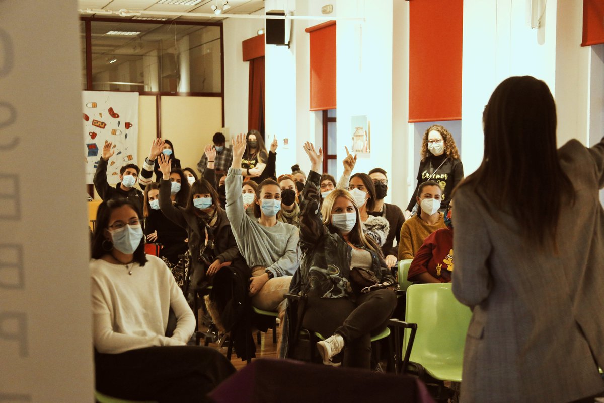 mojodecana's tweet photo. #CÓRDOBA Ayer #LaPsicoWoman en el 1º encuentro de #EmpoderaMentes, organizado por @planneocordoba 

Gracias a la juventud cordobesa por su implicación en la actividad.

Gracias a la Delegación de Juventud y a la delegada @cintiabustos_  por apostar por este proyecto. https://t.co/Q2Ov9QnfH5