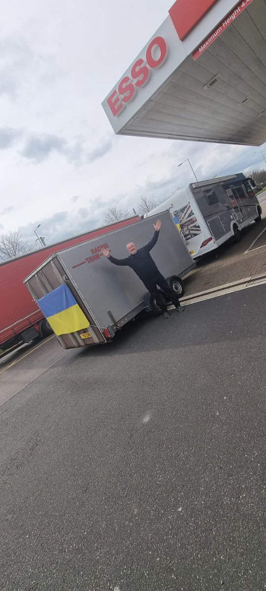 dealdirectblind's tweet photo. HE BACK ON BRITISH SOIL!!!! 👏🏻 

WELL DONE TO OUR DAD, OUR GRANDAD, OUR ED, OUR HERO, OUR BOSS, OUR FRIEND 🖤 https://t.co/msuYwsnqNP