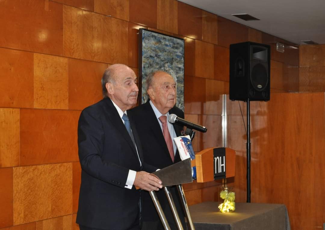 FundacioGresol's tweet photo. Prop de 80 persones van assistir ahir al vespre al sopar col·loqui organizar per la nostra Fundació amb el reconegut advocat Miquel Roca Junyent, Soci Fundador i President de @Roca_Junyent. https://t.co/f1vxsnPDEm