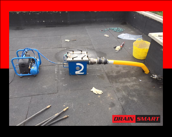 DrainsmartLTD's tweet photo. There are so many tools we worship doing this job, but most of all is our air machine that we use to inflate a saturated liner into place during drain sleeving. #Nationalworshiptoolsday #airmachine #sleeving #lining #drainsleeving 
https://t.co/1C251lOp08 https://t.co/DrdF3Q6xQh