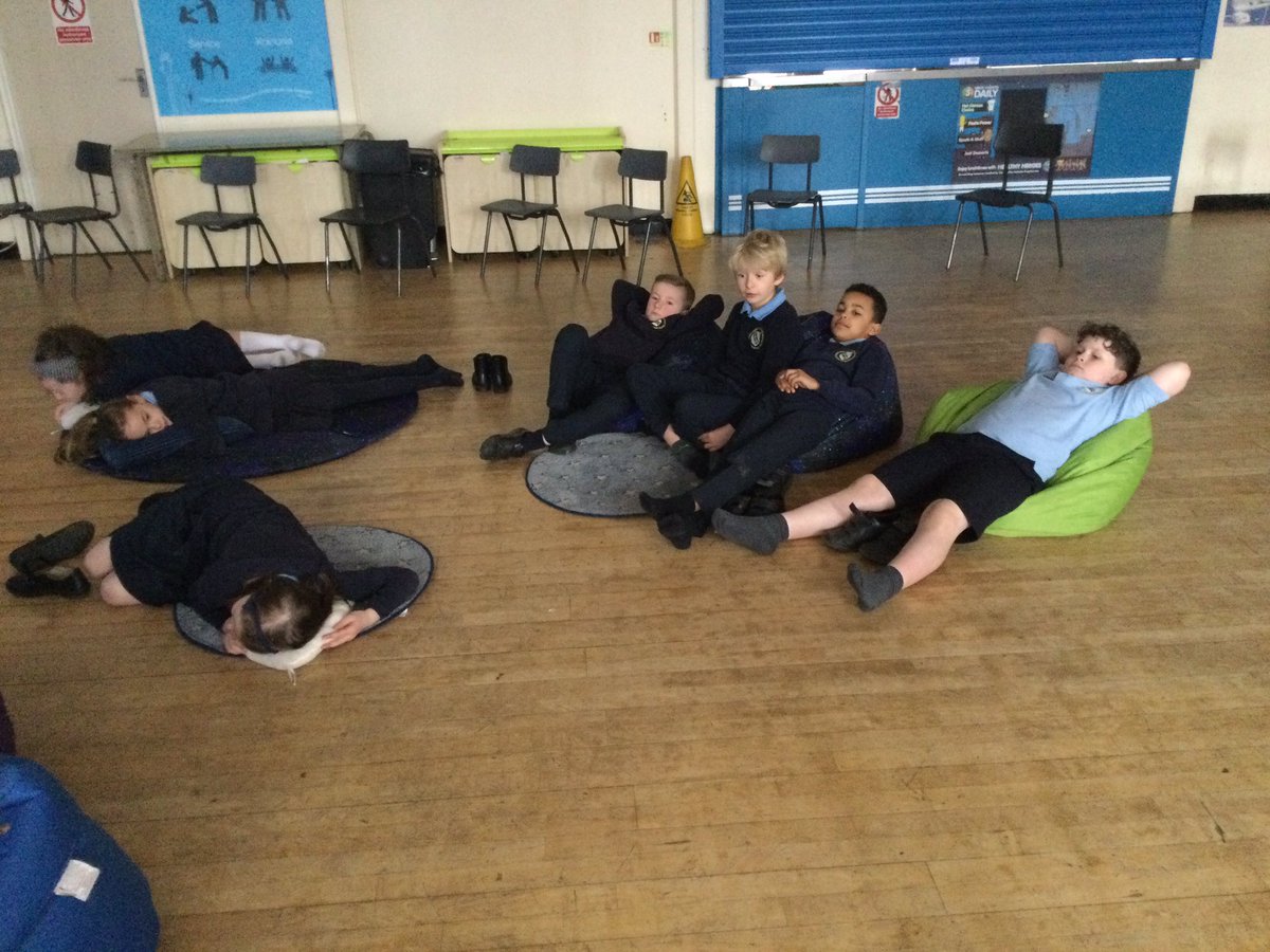 CCCRPrimary's tweet photo. Year 4 are reflecting on how they can change the world 💭 some really thoughtful ideas💡the next generation of change makers #dogreatthingsforGod @cofelancs @AoBrillWill @beingbrilliant @Brill_Schools https://t.co/YF2IkUh39w