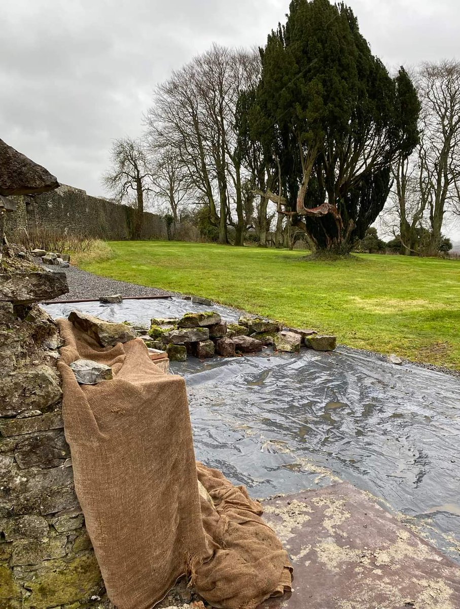 Mt_Briscoe's tweet photo. Work rained off today. Started yesterday re building piers. All about like mortar for next few months. Stonemason wanted corned stones I spent my late evening getting got him now rain! .
#MountBriscoe
#renovation #stonewalls #limemortar https://t.co/lyHUHwoGpS