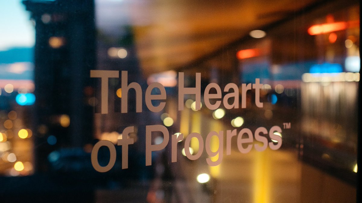 Maria Winans tweet media