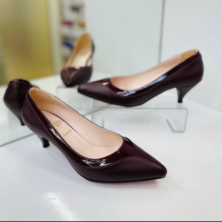 trend_timeless's tweet image. Kindly DM us to order 

Size 37-42

Color displayed 

Price - 13,000
#coporateshoe #Abujatwittercommunity #timelesstrend