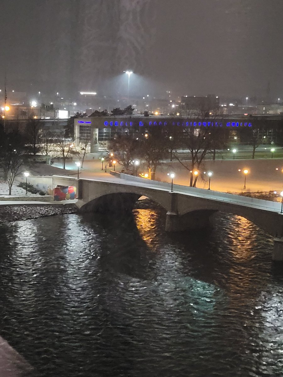 Kelly Williams tweet media