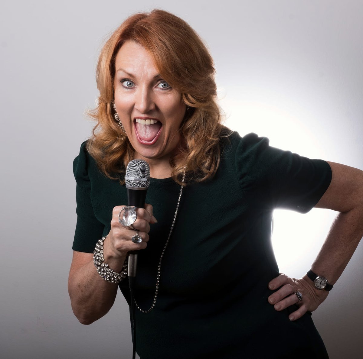 GABcomedy's tweet photo. Headlining on Wednesday at @Arch1livemusic we have the one and only, gloriously outrageous Pam Ford (@ThePamFord).
Show starts at 7.30pm
#comedy #standup #standupcomedy #magic #WednesdayComedy #ArchOne #NewhamComedy https://t.co/RAJQlkefBz