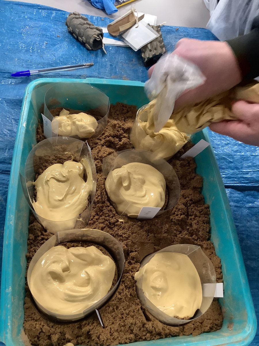 NewMillJrSchool's tweet photo. We have created our own tyre tracks in sand and learned how to take a cast for identifying different vehicles. #NMJSscience https://t.co/ERklWL3nWZ