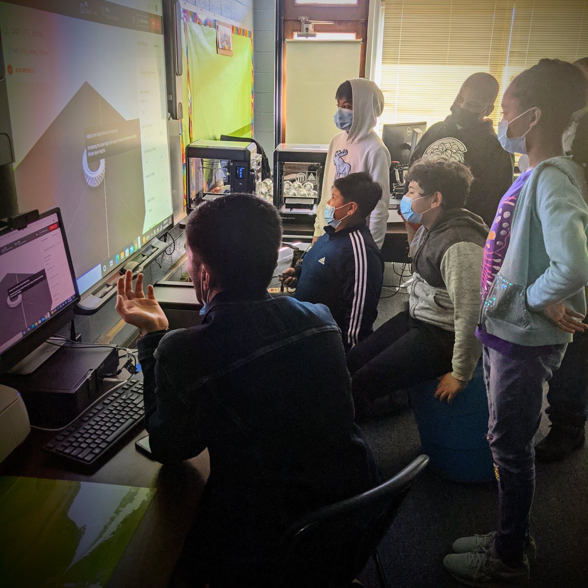 lrsdEXCEL's tweet photo. A morning of collaboration @BradyElem with the Design and Tech Makerspace students sharing the how-to's of 3D printing, operating the new robots, and reviewing the new logo options for the Grand Opening reveal! #EngagedLearning #LRSDPowerOfUs #ProjectCollaboration #Plus12Paths https://t.co/YW1gCV87pA