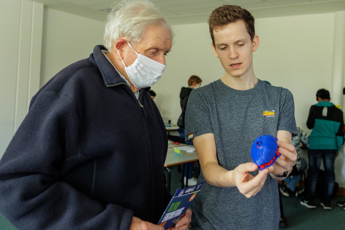 I_Form_Centre's tweet photo. As part of #EngineersWeek this week, we took part in the Sligo Engineering Fair 👍 Hosted by @itsligo, with funding from @scienceirel  &amp; @AbbottNews, it was a great family-day event with schools engineering projects &amp; hands on workshops. Co-ordinated by @EngineerIreland👏 https://t.co/NYSUiWYNlG