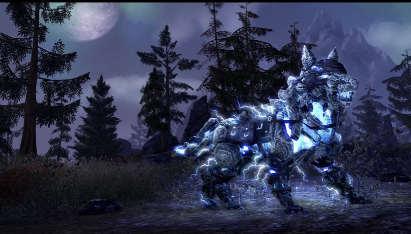 marcosupremESO's tweet photo. Feels like I’ve been waiting a lifetime for this to come back round. The final piece in my sorcs look! #stormwolf #esofam #ElderScrollsOnline https://t.co/Y36GzGTEmC