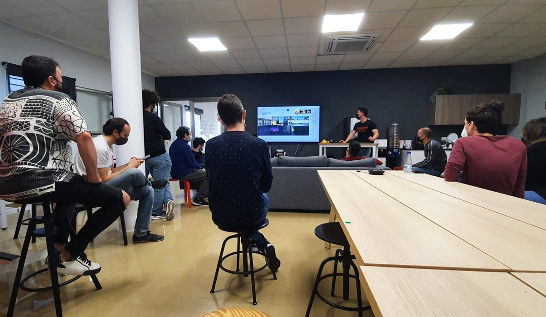 AxesInMotion's tweet photo. Friday review in #AxesInMotion 🎮📲
Teamwork makes the dream work 💪

#mobilegames #ExtremeCarDrivingSimulator #hardwork https://t.co/fR84M2pTO4
