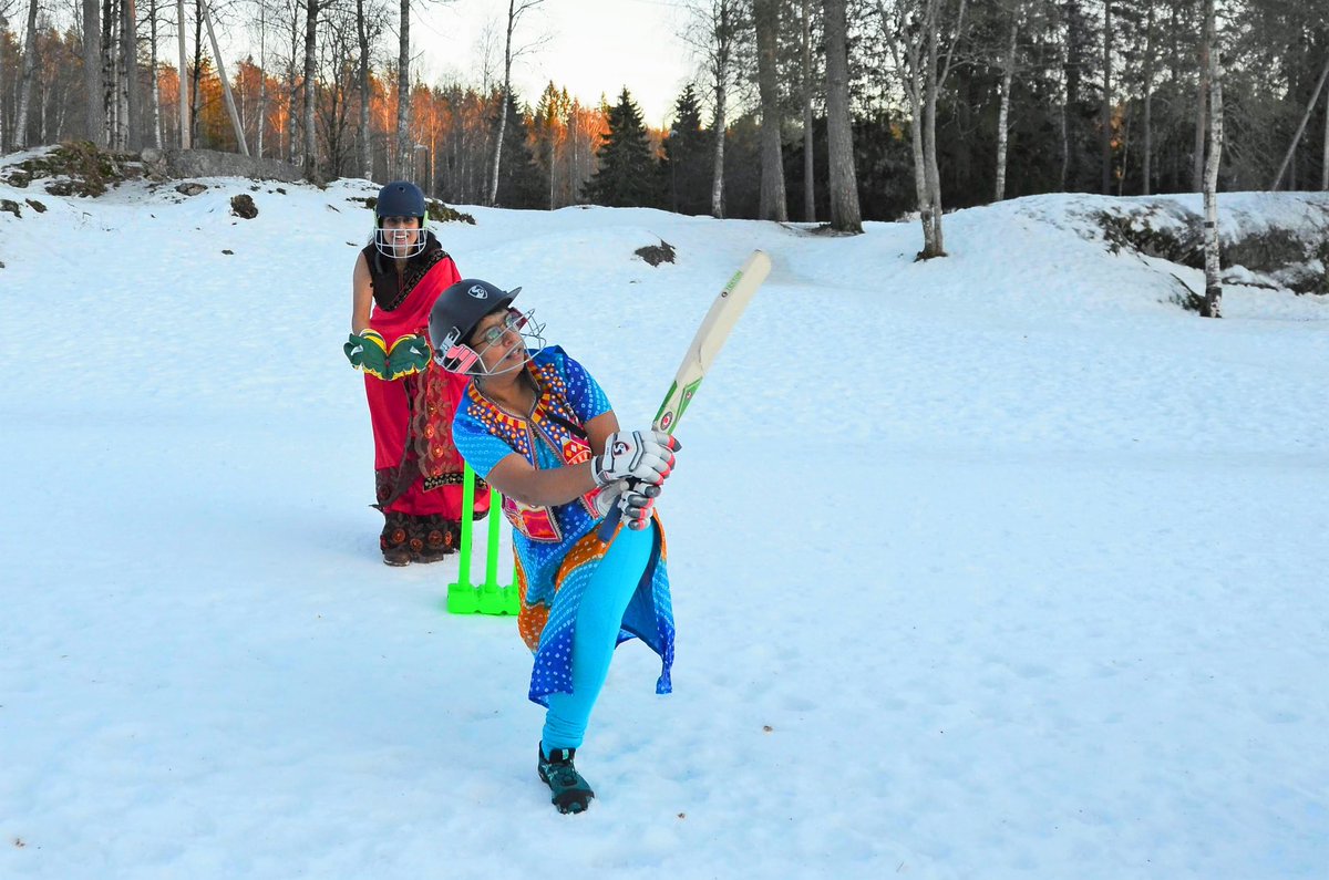 icc_europe's tweet image. Meet the ladies from Vestli Cricket Club in Norway, proving that cricket is a game played anywhere, anytime and by anyone 🏏🇳🇴 #criiio #snowproblem