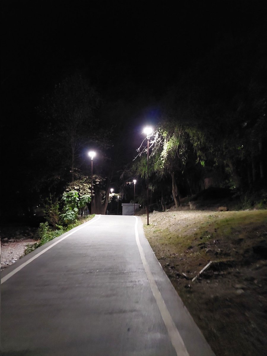 edgarperez's tweet photo. @Rodpac running y escuchando Imagen https://t.co/3vwkflubk3