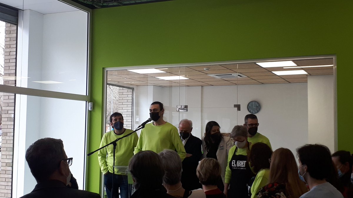 blancasalroc's tweet photo. Avui s'inagura #elpalet @BALleida un projecte que vetlla per distribuir aliments de manera #sostenible i per afavorir l'#alimentaciósaludable de persones en risc d'#inseguretatalimentària Gestat amb @OriolBerenguer  @mathew_avva Quina felicitat enmig d'un món desordenat! https://t.co/rDxTFMcXVe