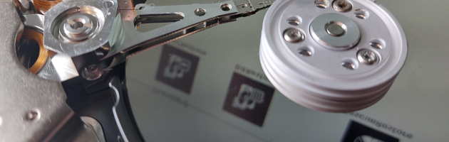MiraySoftware's tweet photo. HDClone X.3's Professional and Enterprise Editions include the Rescue App Suite -  apps that specialize in rescuing data from disks with defects. 

Learn more here: https://t.co/iCsMHyNAne

#datarescue #rescueimage #rescuecopy #defectivedisks #recoverdata #hdclone #miraysoftware https://t.co/reHA8W76GP