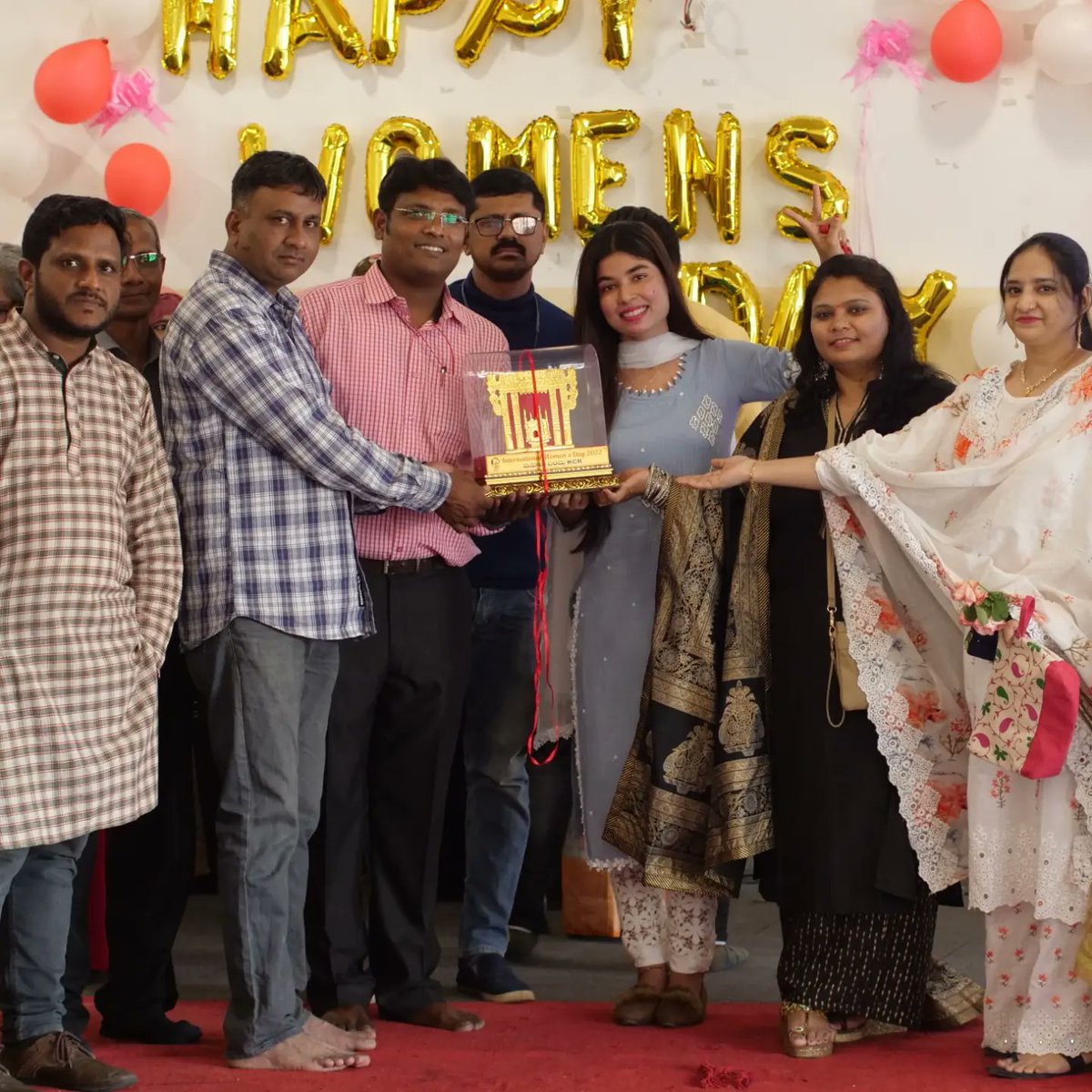Safaindia's tweet photo. It was a fun filled day at @Safaindia. We laughed, smiled, cried and shared all our emotions without any boundaries. It's all positive vibes across the hall and through out the day.
#womensday #internationalwomensday #womensdayweek #womenforwomen #safaindia https://t.co/salFxjlRQQ