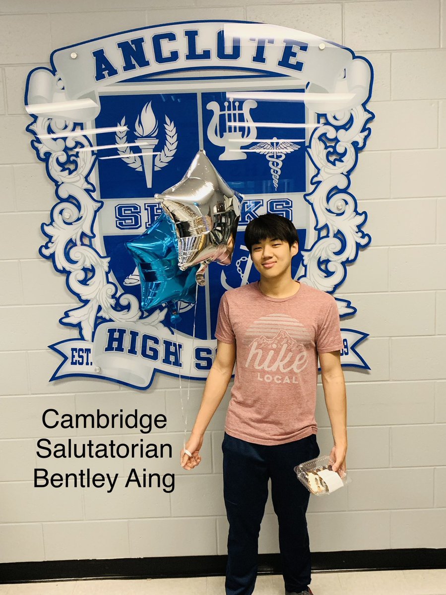 AncloteSharks's tweet photo. Congratulations to AHS Valedictorians &amp; Salutatorians:

Traditional Valedictorian:
Denicia finney 
Traditional Salutatorian:
Emma McConell

Cambridge Valedictorian:
Emma Wegener
Cambridge Salutatorian:
Bentley Aing￼

#WayToGoSharks
#ProudOfTheseSharks
@pascoschools https://t.co/1wQTRGpg4F