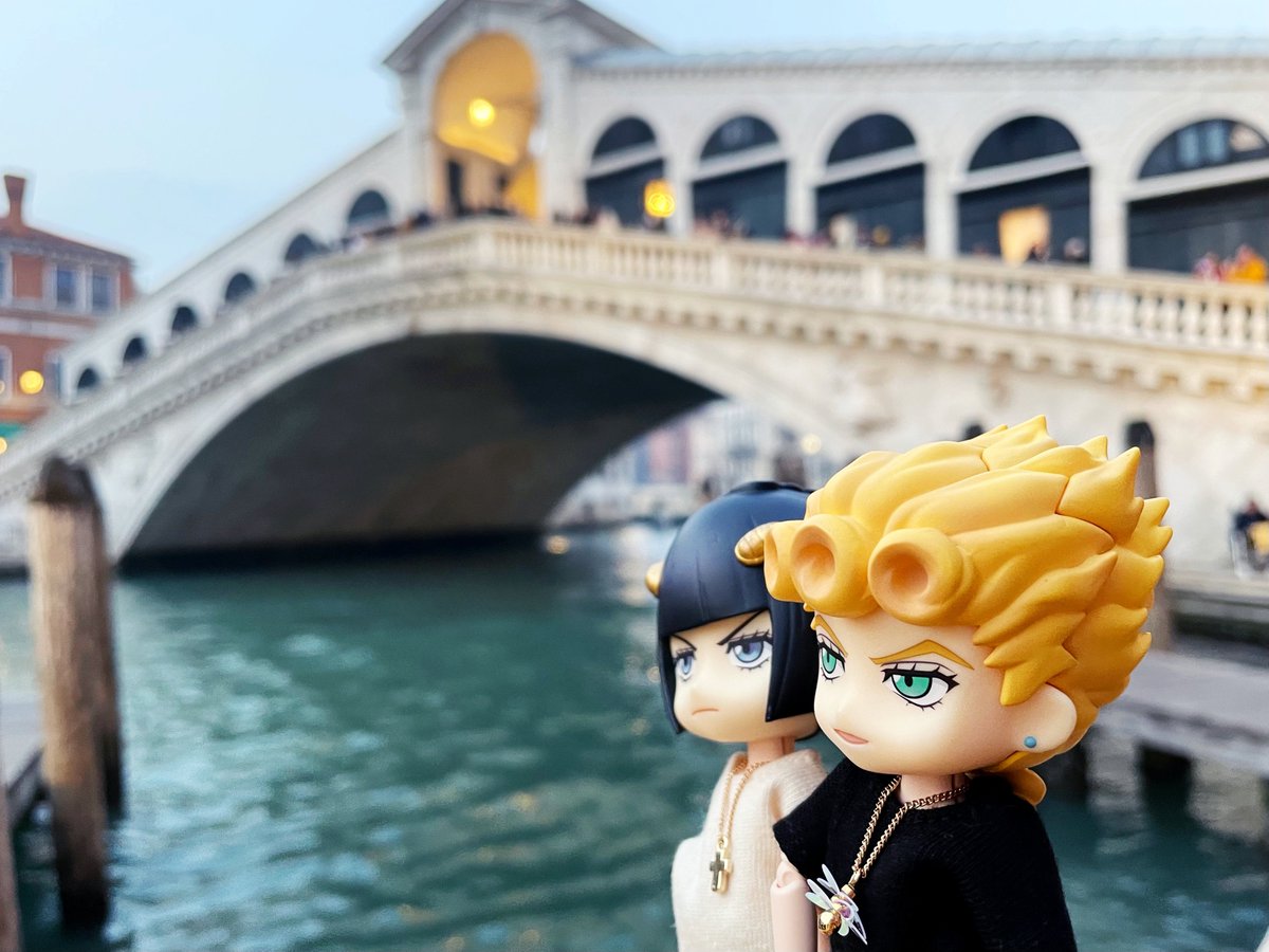 bubugiogio's tweet photo. I, Giorno Giovanna, have a dream.
Be a Hamon user !!!
我，喬魯諾喬巴拿有一個夢想，就是成為波紋戰士！
-
布：不用在意我，我只是他的隨扈。 https://t.co/5RI9Dqf6xy