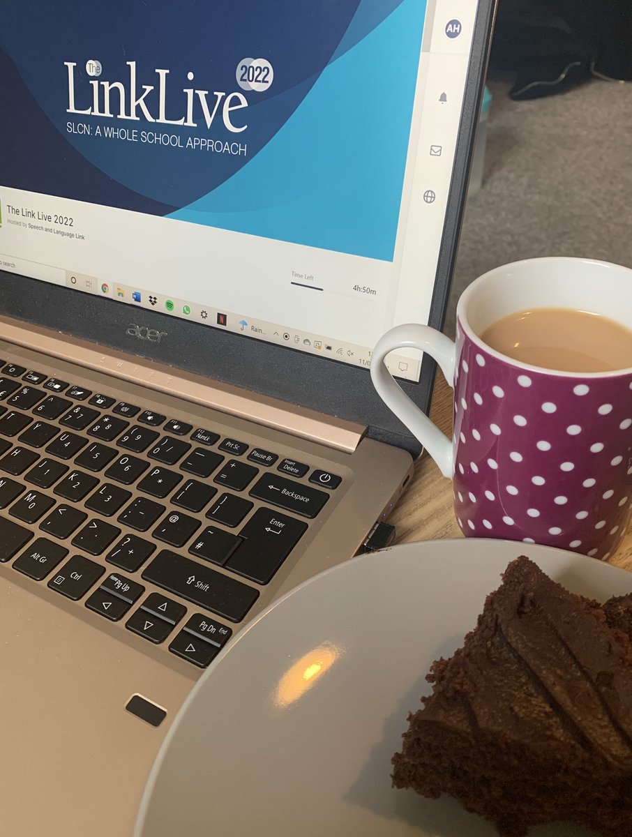 AlexH_SLT's tweet photo. Coffee, cake and a conference!โ๏ธ๐ค๐ญ #LinkLive22 #CPD @SpeechLink https://t.co/LV3gJDRM2D