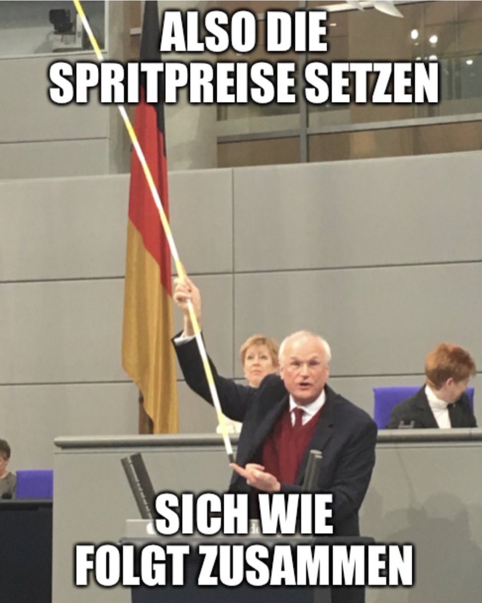 <a href="/Lothar_Binding/">Lothar Binding</a> könnte doch mit einem kurzen Video für Aufklärung sorgen im Tankstellen Selfie Twitter. #TobiasHans #julianreichelt
