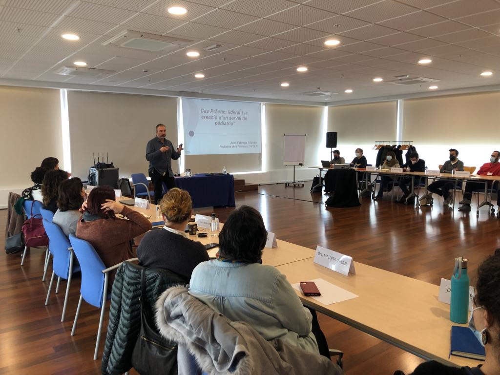 jorfabrega's tweet photo. Un plaer presentar l'experiència de @PedPirineus al postgrau de "visió estratègica, habilitats i valors per al lideratge mèdic" del @IFMiL_formacio. Un luxe compartir amb vosaltres la visió de la transformació que el sistema necessita, amb el lideratge dels professionals. https://t.co/voY0AQF50x