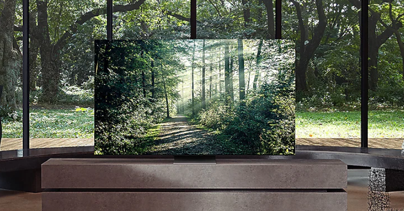 SamsungSA's tweet photo. Our #QLED8K 𝐴𝑚𝑏𝑖𝑒𝑛𝑡 𝑀𝑜𝑑𝑒...because TVs no longer have to look out of place 😉.
