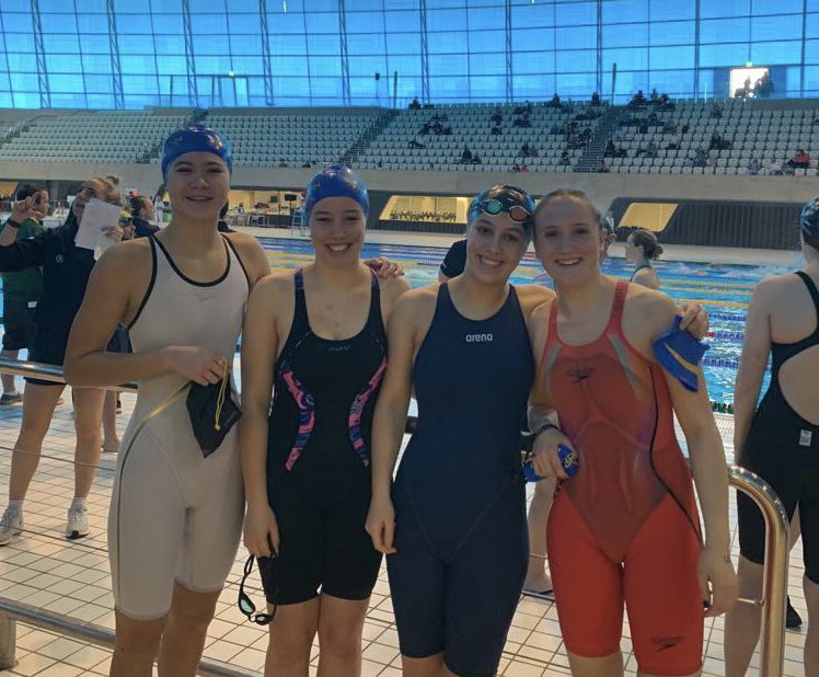 SportBryanston's tweet photo. Today the Bryanston swim team are racing at the Bath Cup at the London Aquatics Centre. Great performances by both the boys and girls teams in the freestyle relays. Medley relays still to go. Good Luck! https://t.co/IVICRyuJNQ