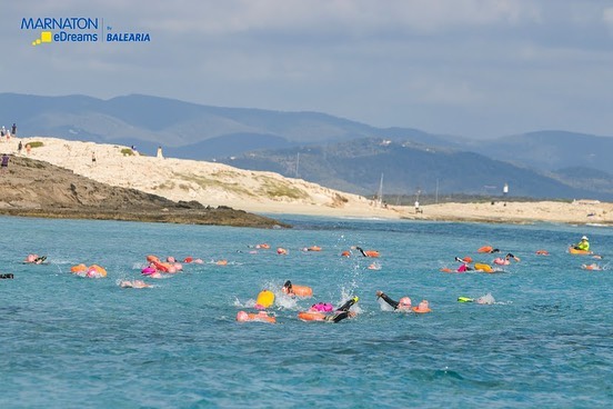 Marnaton's tweet photo. ¡ATENCIÓN! ¡Últimas plazas para la MARNATON @eDreams Formentera by @Balearia 4,5 km!
https://t.co/pKlVHhi1H9
#marnaton #swimandfun #formentera https://t.co/aeFSf9mhA9