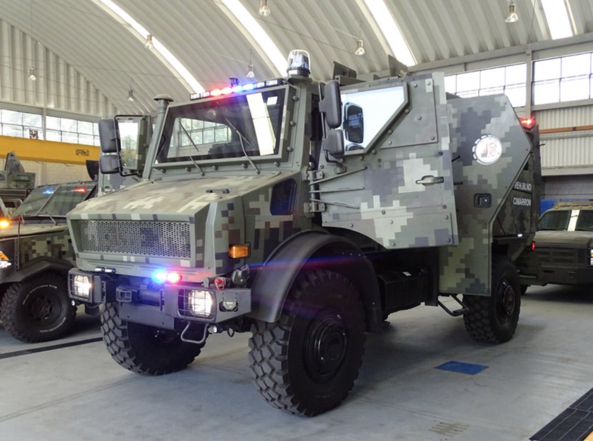 PucaraDefensa's tweet photo. El #Cimarron: vehículo #tactico construido en #Mexico
#tactical #vbr #vbtp #dgim @EJTO_FAM_GN @SEDENAmx #kitam #vpt #blindado
https://t.co/mNiSAir69p https://t.co/Q99eUHvYoX