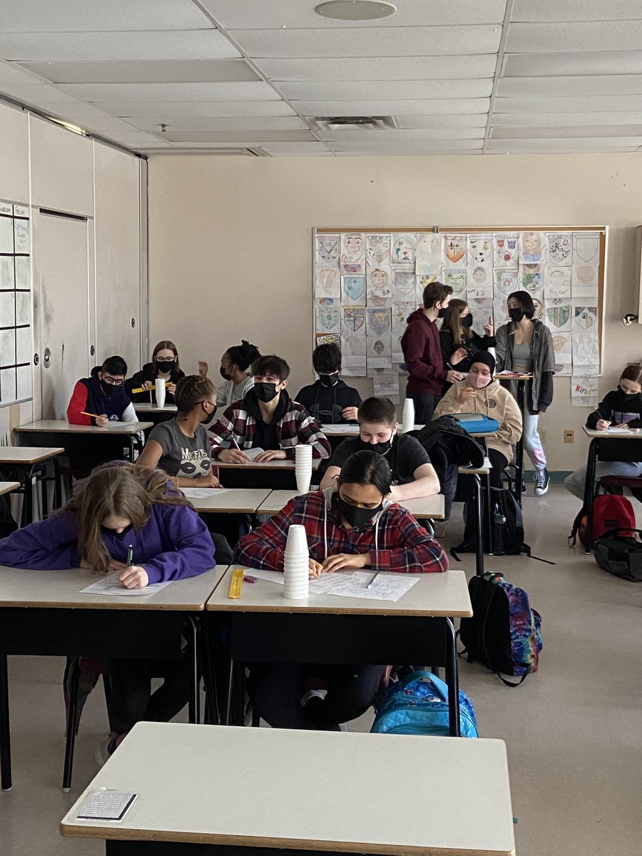 MrWaddenRMS's tweet photo. Heading into March Break by using cups and spaghetti to graph linear relations. https://t.co/8HpW1X7zyk