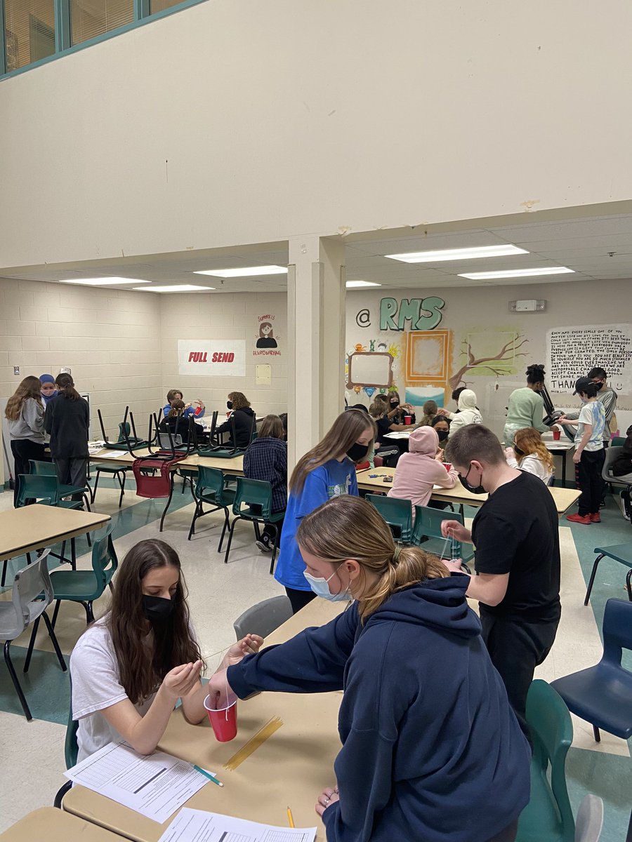 MrWaddenRMS's tweet photo. Heading into March Break by using cups and spaghetti to graph linear relations. https://t.co/8HpW1X7zyk