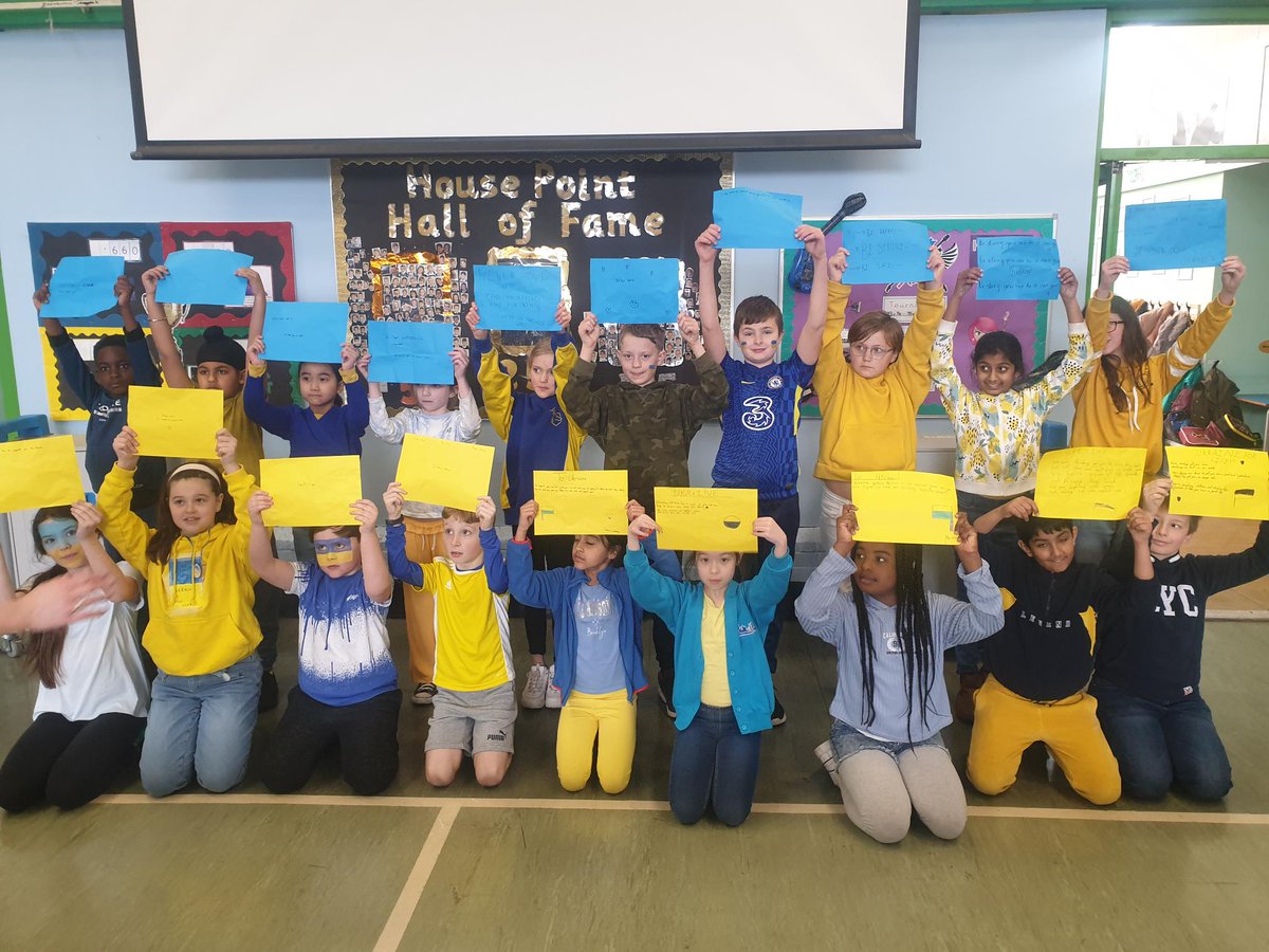 SpringfieldPri2's tweet photo. We have taken some time today to think about the people suffering in Ukraine. #WeStandWithUkraine #springfieldcares https://t.co/PnIZodkckk