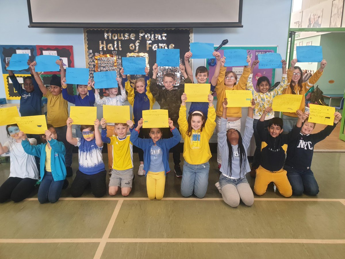 SpringfieldPri2's tweet photo. We have taken some time today to think about the people suffering in Ukraine. #WeStandWithUkraine #springfieldcares https://t.co/PnIZodkckk